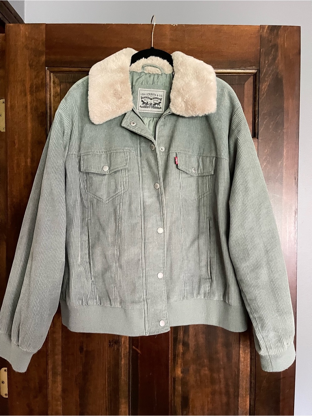 Levi's Women's Sage Green Corduroy Teddy Collar Jacket